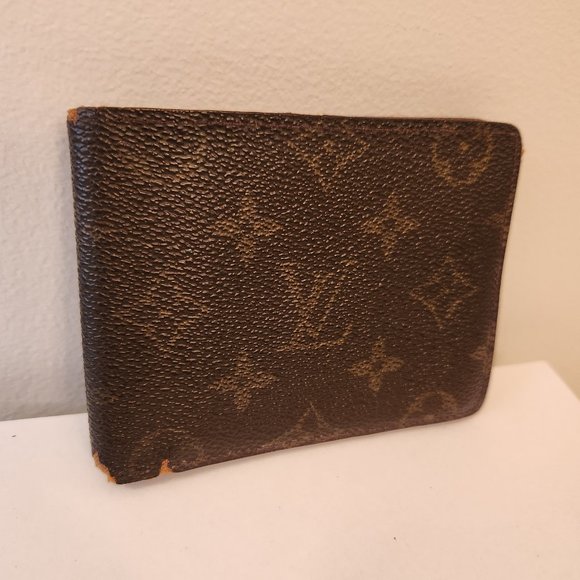 Louis Vuitton Other - Louis Vuitton Men's Monogram Bifold Wallet